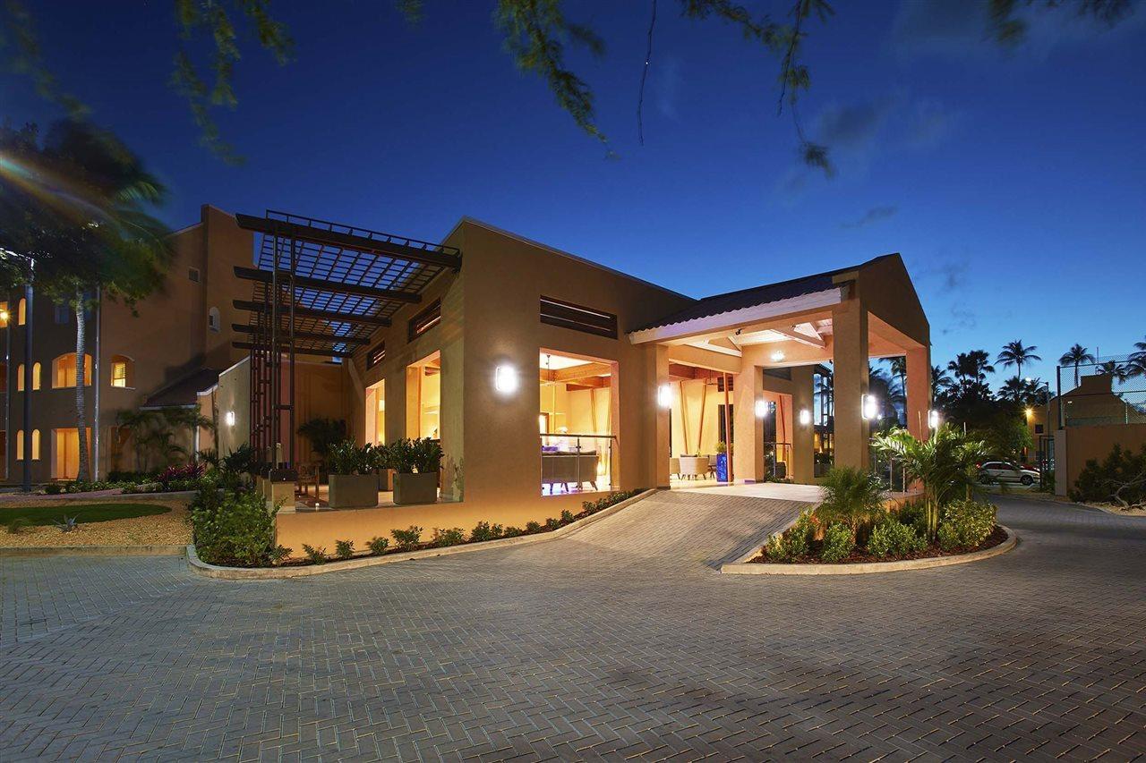 Divi Dutch Village Beach Resort Palm Beach Extérieur photo