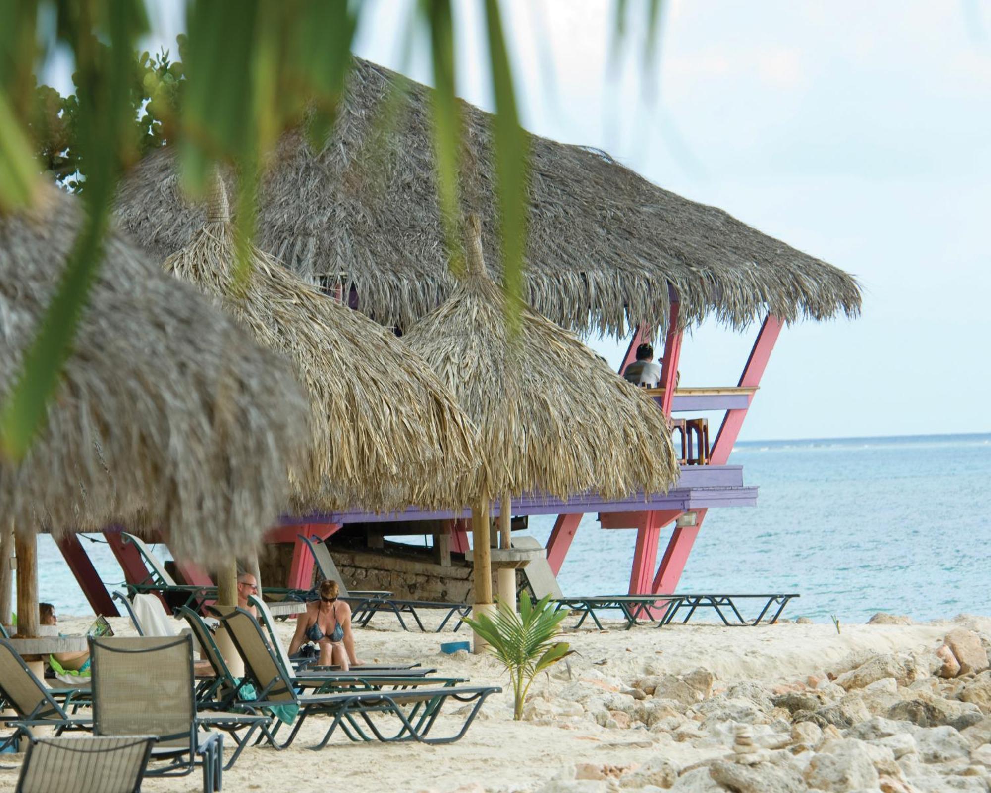 Divi Dutch Village Beach Resort Palm Beach Extérieur photo