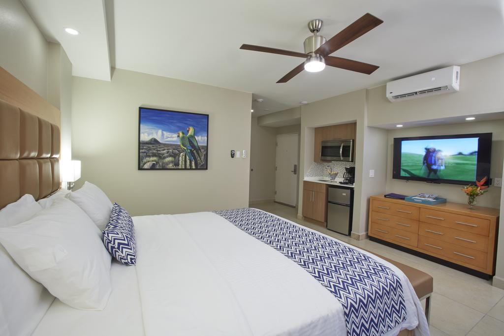 Divi Dutch Village Beach Resort Palm Beach Extérieur photo