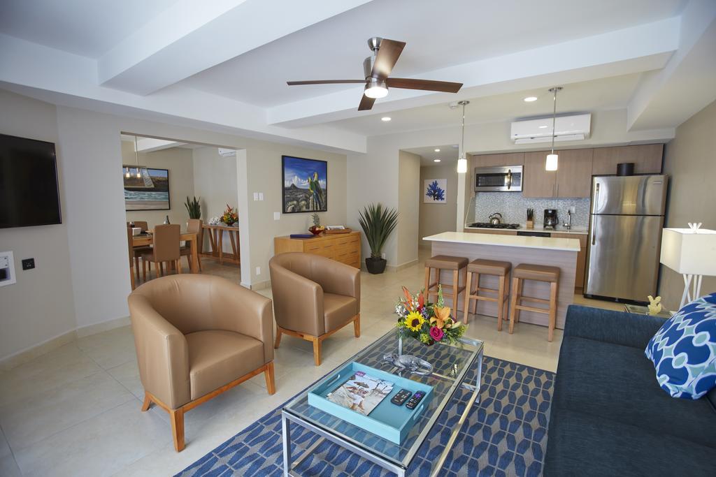 Divi Dutch Village Beach Resort Palm Beach Extérieur photo