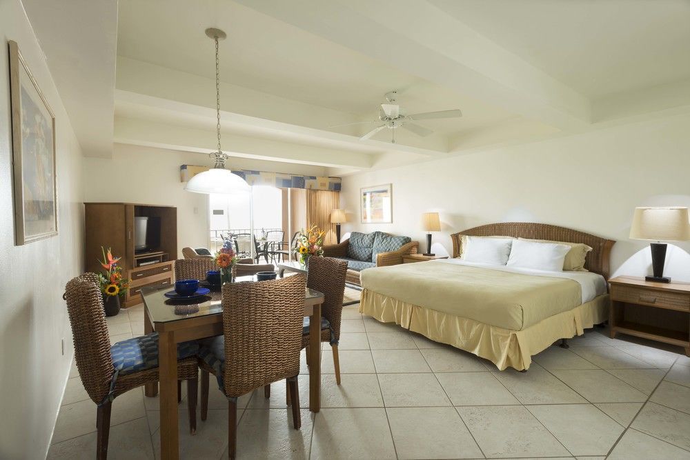 Divi Dutch Village Beach Resort Palm Beach Extérieur photo